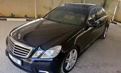  صورة 1 2012 Mercedes Benz E300 avantgarde GCC