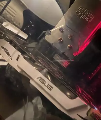  صورة 2 كرت شاشة ASUS RX480 Dual