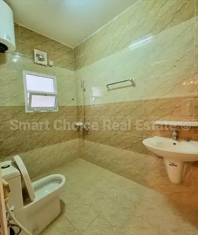  صورة 5 شقة واسعة للإيجار في الحيل الجنوبية Apartment for rent in Al Hail South