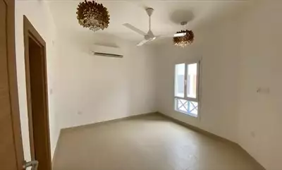  صورة 3 فلل فاخرة للايجار في العذيبة تشطيبات راقية luxury villas for rent in Al Azaiba