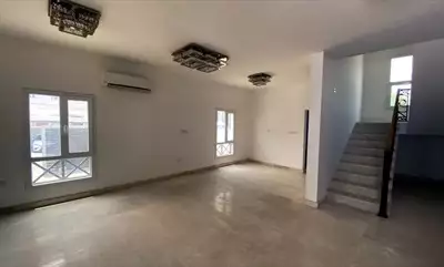  صورة 4 فلل فاخرة للايجار في العذيبة تشطيبات راقية luxury villas for rent in Al Azaiba