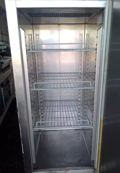  صورة 2 Upright freezer فريزر عمودي