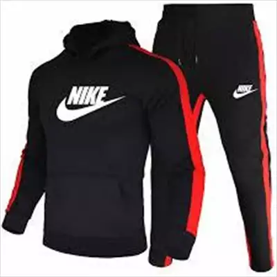  صورة 1 ملابس NIKE