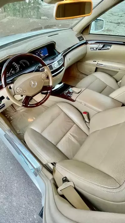  صورة 3 سيارة مرسيدس C350