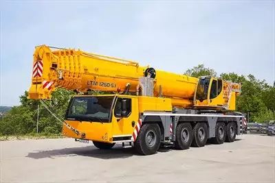  صورة 4 كرين 100طن للايجار 2023 crane for rent 100ton