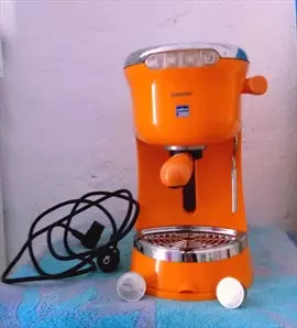 صورة - ألة صنع قهوة cafetièr بسعر 700د تصلك