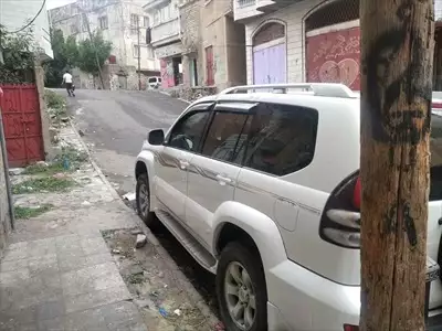  صورة 3 برادو للبيع ٢٠٠٤