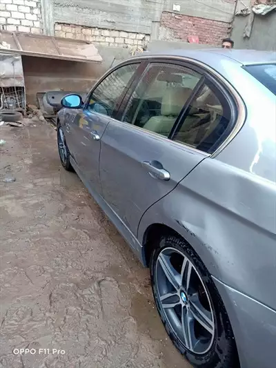  صورة 2 BMW320i للبيع