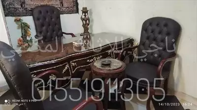  صورة 1 مكتب وزاري من الخشب الزان الأحمر مطعمه بالنحاس