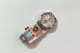 صورة - Metal watch ساعة معدن