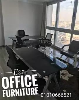 صورة - مكتب زجاج سيكوريت ضد الكسر من تسليمات Ezz office furniture للاثاث المكتبي للتواصل01010666521