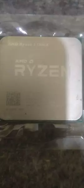 صورة - AMD Rayzn3 1300x بلمبرد و العلبة