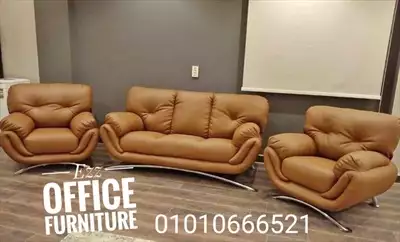  صورة 1 طقم انتريه مكتبي مودرن من تسليمات Ezz office furniture للاثاث المكتبي للتواصل01010666521