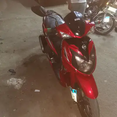  صورة 1 Sym 200cc Red