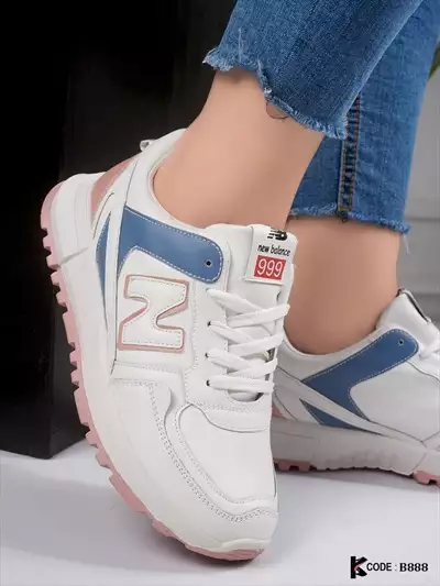  صورة 5 كوتشي حريمي New Balance عملي ومريح