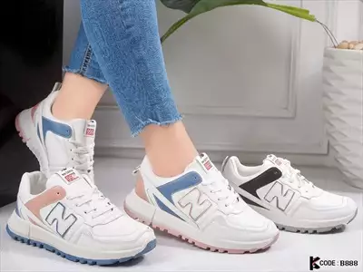  صورة 2 كوتشي حريمي New Balance عملي ومريح