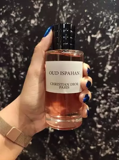  صورة 1 عود اصفهان للجنسين Oud Ispahan Dior