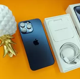 صورة - Iphone 15 pro Max النسخه الاولي بعد الاصلي الاصدار الامريكي