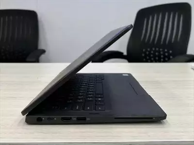  صورة 1 Model Dell latitude 5300 2 in 1