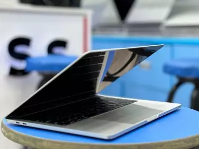  صورة 4 MacBook pro 2018