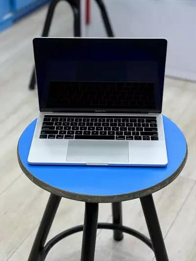  صورة 1 MacBook pro 2018