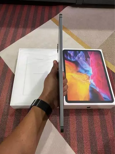  صورة 6 Ipad Pro 11inch 2020 for sale