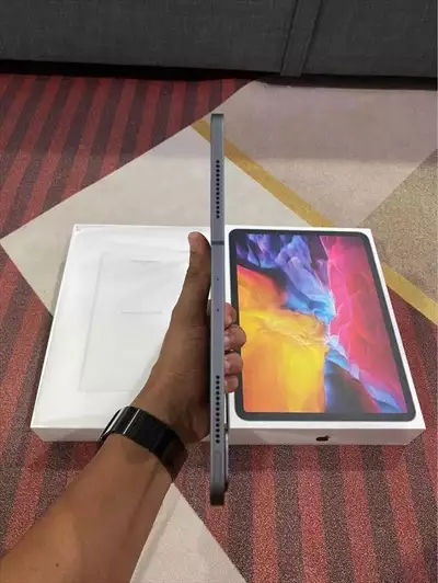  صورة 8 Ipad Pro 11inch 2020 for sale