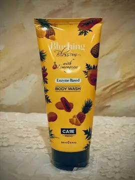 صورة - Blushing Blossom Body Wash