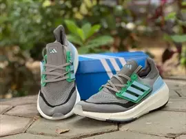 صورة - كوتشى Adidas ultraboost 24