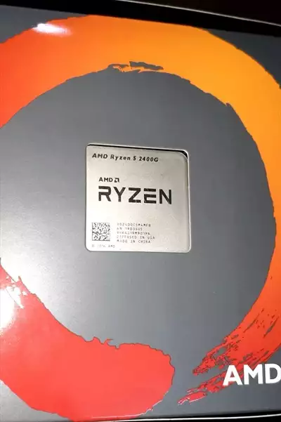  صورة 2 Ryzen 5 2400G Clean with box and cooler