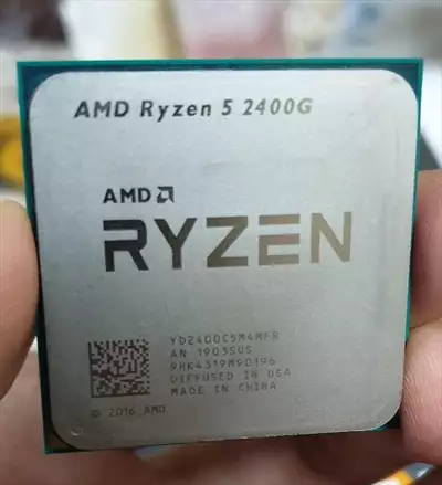  صورة 3 Ryzen 5 2400G Clean with box and cooler