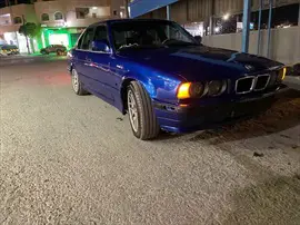 صورة - مادبا 1989 محدثه 1995 خالي قص قلبان خلفي ضربتين راس امامي مضروب ضربت راس