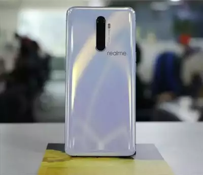  صورة 1 realme X² PRO معا كرتونتو جهاز جديد يدعم ببجي 90ف